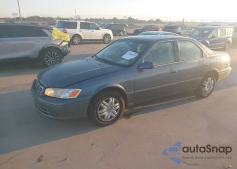 2001 Toyota Camry Le V6 from USA, damaged, VIN JT2BF22K010340826